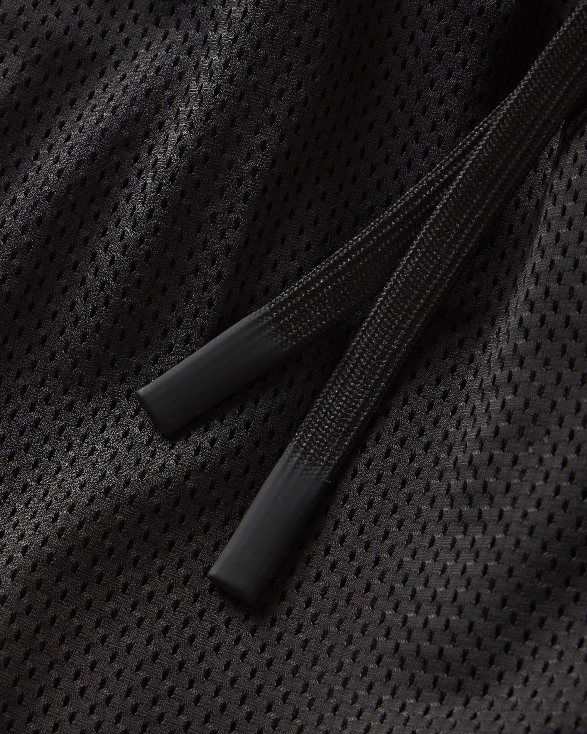 5" Mesh Short