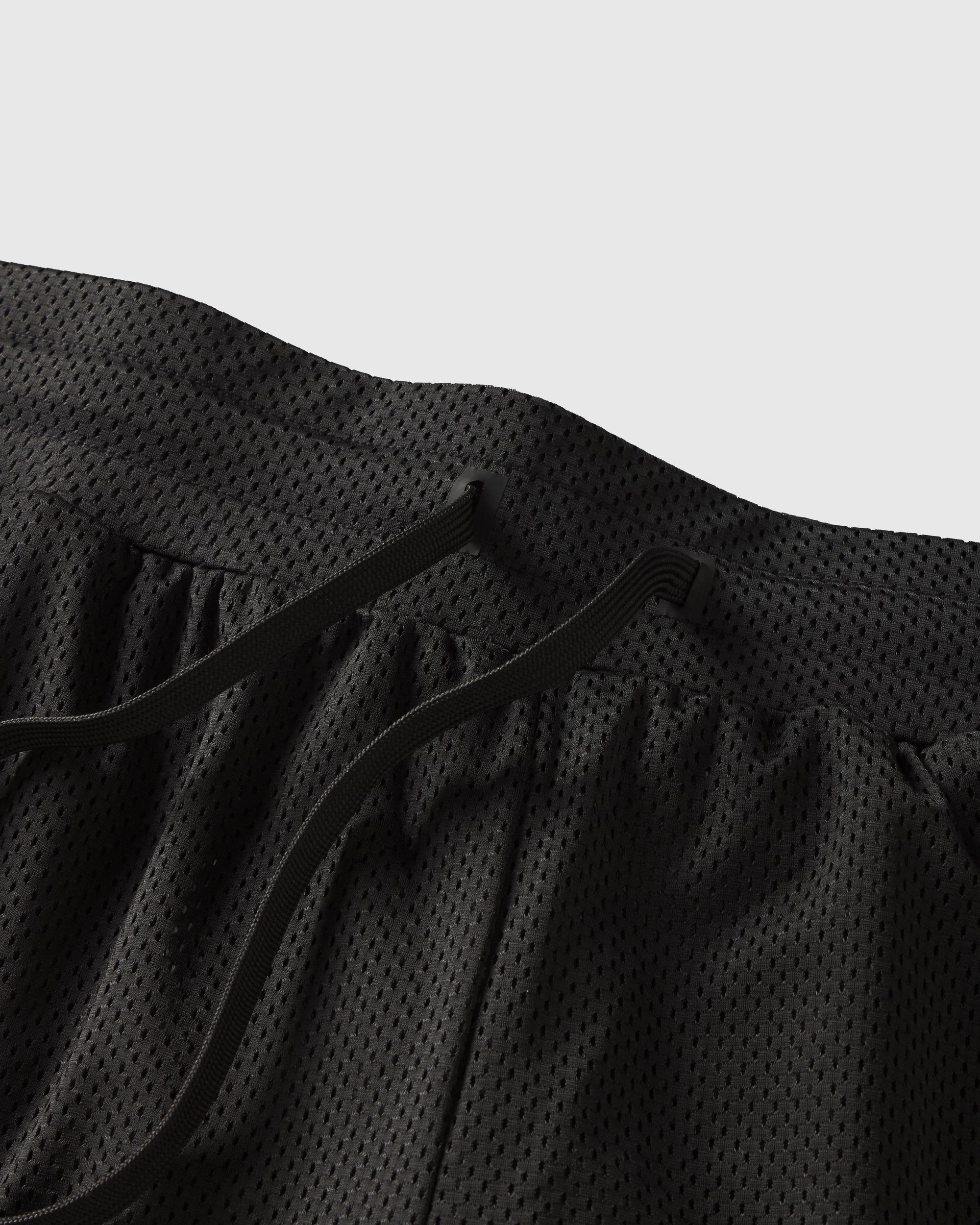5" Mesh Short